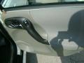 Cream White - L Series L200 Sedan Photo No. 21