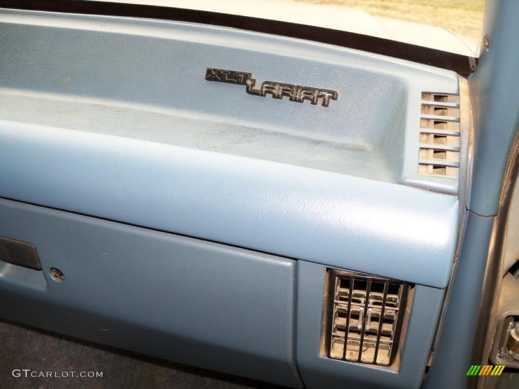 1988 Ford F150 XLT Lariat Regular Cab 4x4 Regatta Blue Dashboard Photo #27399913