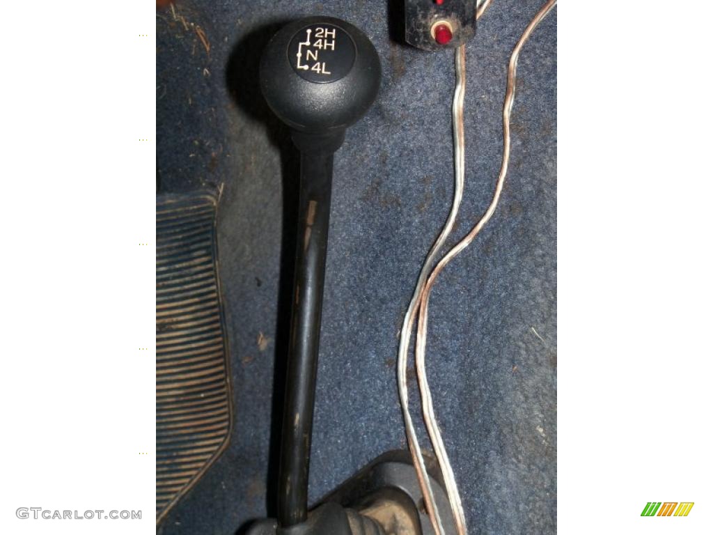 1988 Ford F150 XLT Lariat Regular Cab 4x4 Controls Photo #27399983