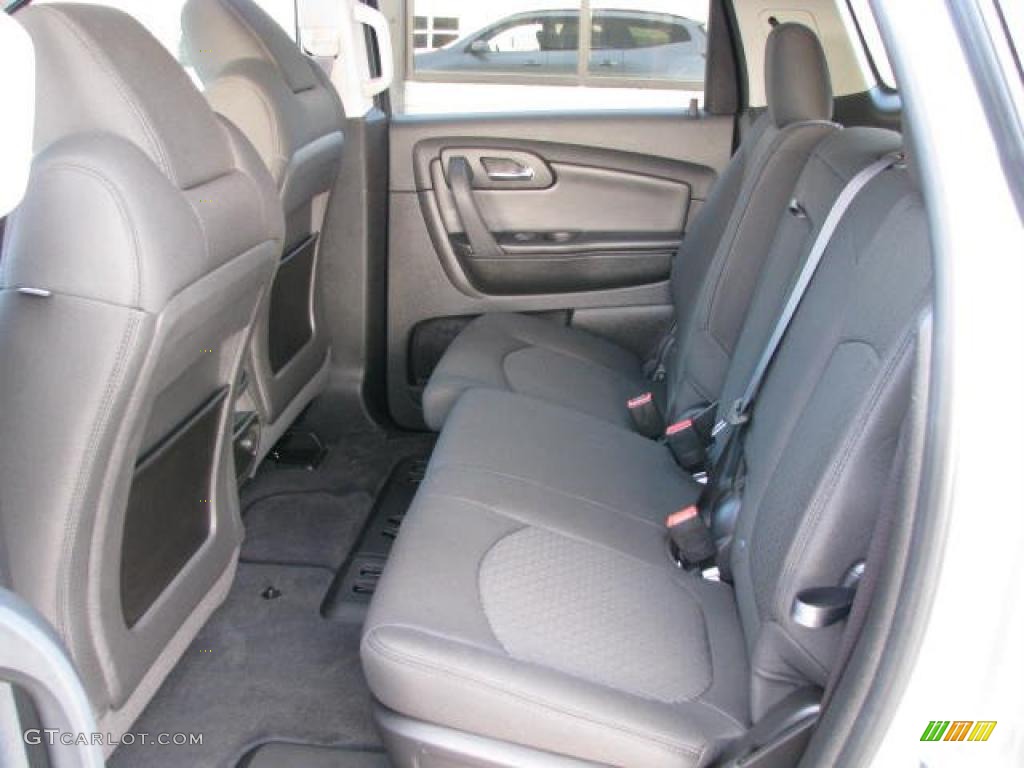 2010 Traverse LT AWD - Silver Ice Metallic / Ebony photo #7