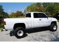 1999 Bright White Dodge Ram 2500 ST Extended Cab 4x4  photo #8