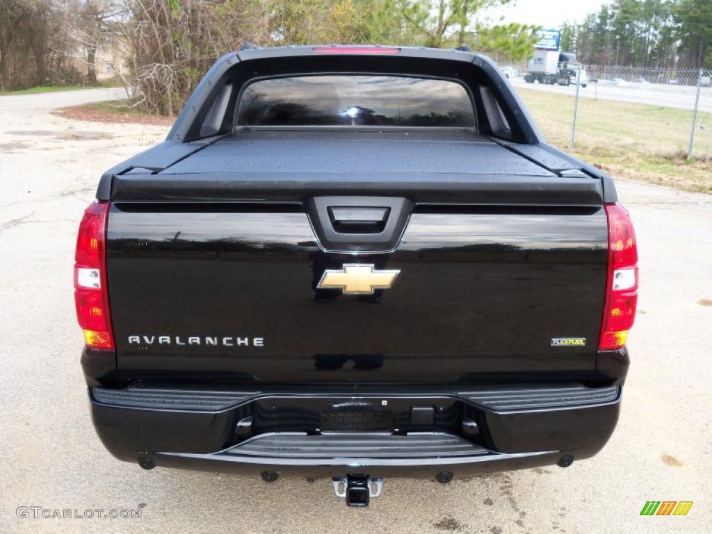 2007 Avalanche LTZ 4WD - Black / Ebony photo #6