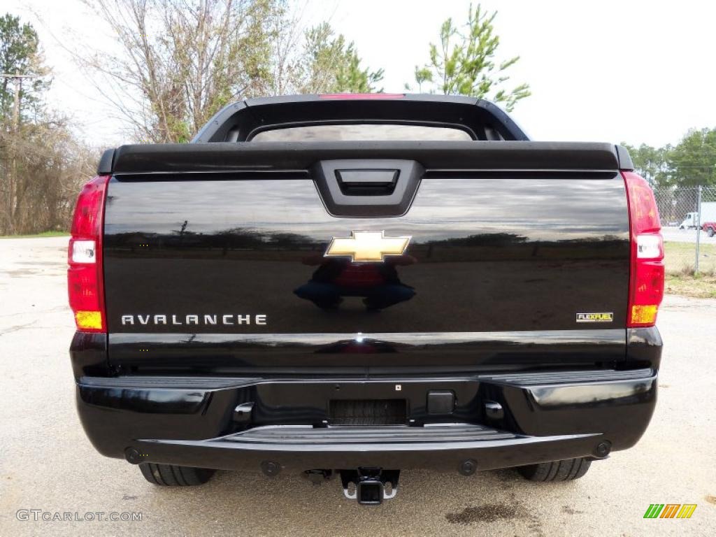 2007 Avalanche LTZ 4WD - Black / Ebony photo #7