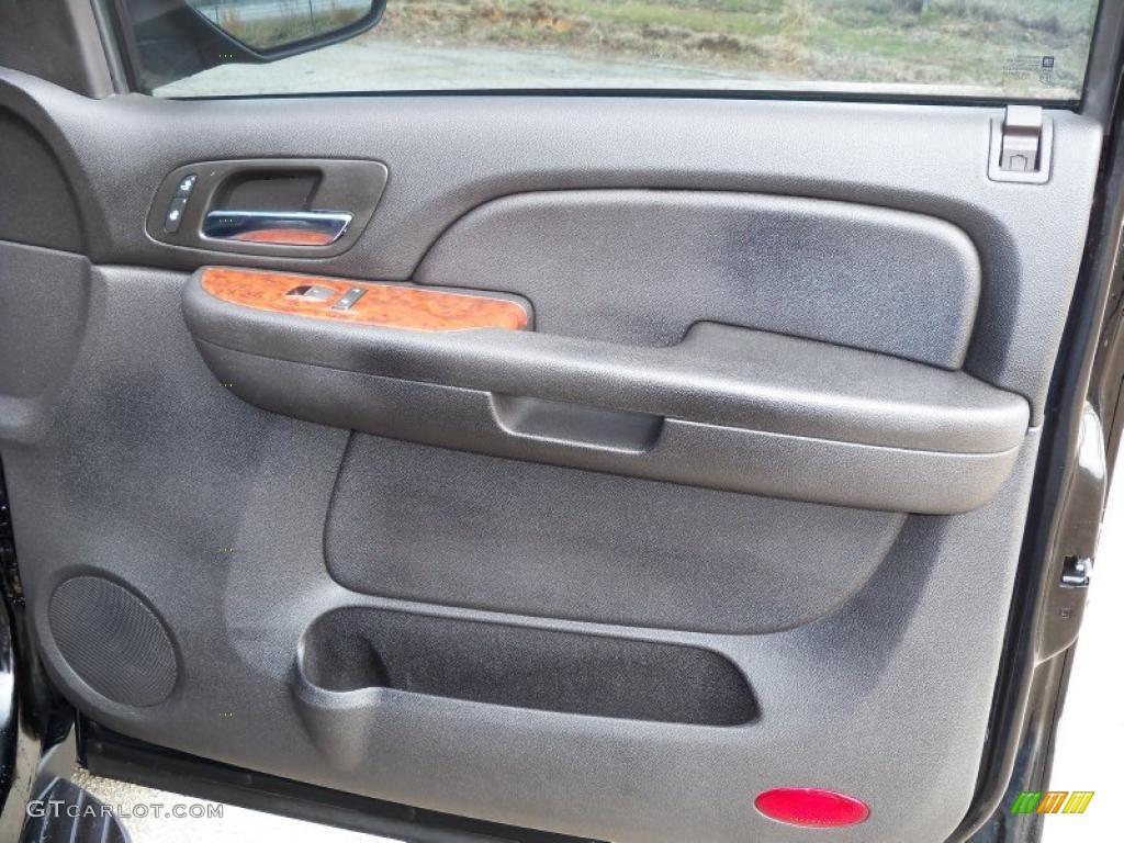 2007 Avalanche LTZ 4WD - Black / Ebony photo #23