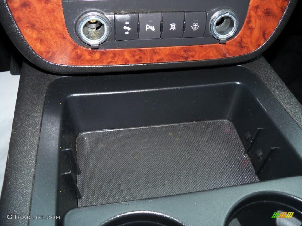 2007 Avalanche LTZ 4WD - Black / Ebony photo #36