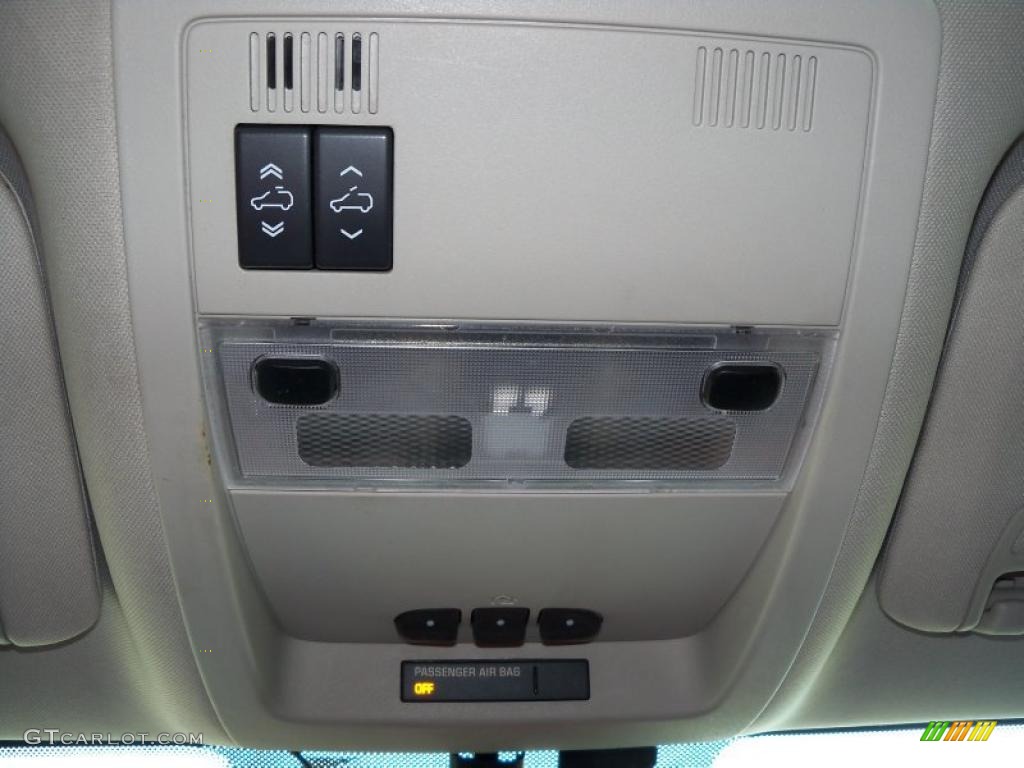 2007 Avalanche LTZ 4WD - Black / Ebony photo #39