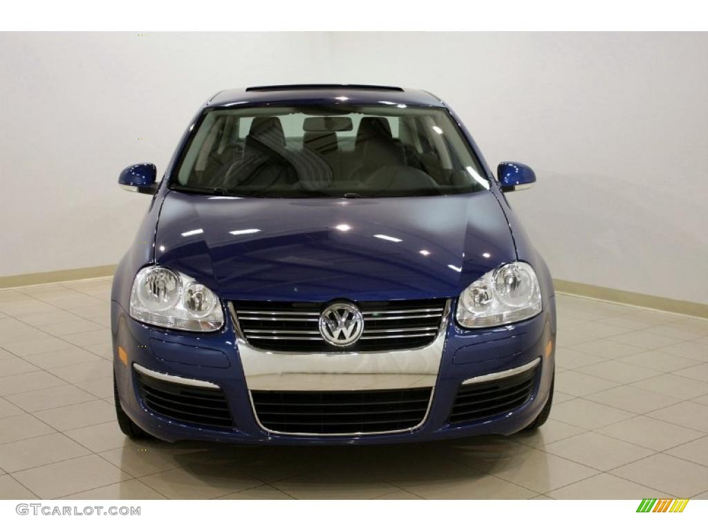 2009 Jetta TDI Sedan - Laser Blue Metallic / Anthracite photo #2