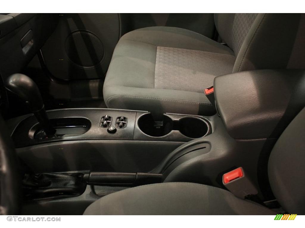 2005 Liberty Sport 4x4 - Stone White / Medium Slate Gray photo #15