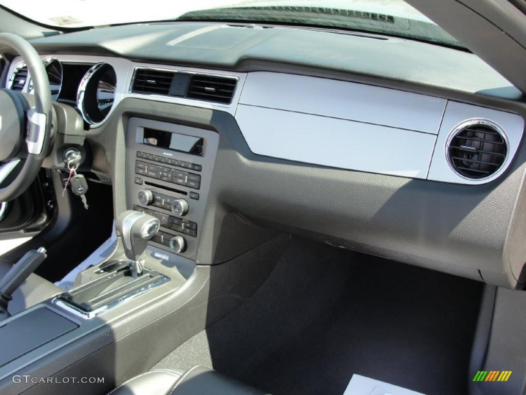 2010 Mustang V6 Premium Convertible - Sterling Grey Metallic / Charcoal Black photo #22