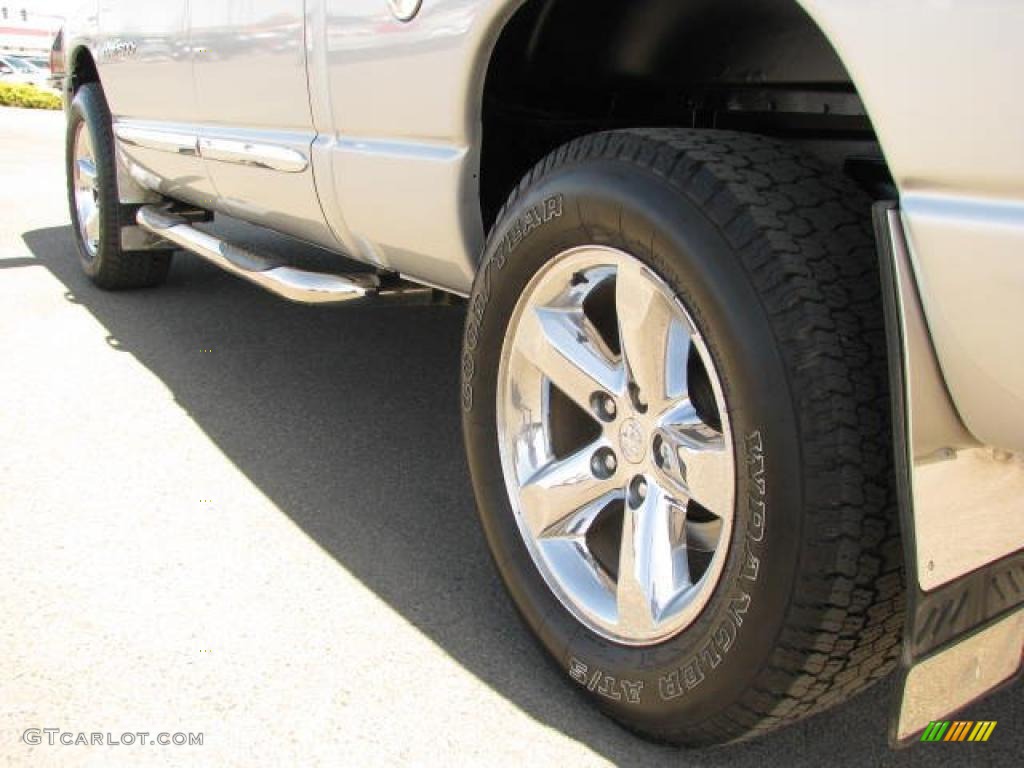 2007 Ram 1500 Laramie Quad Cab 4x4 - Bright Silver Metallic / Medium Slate Gray photo #10