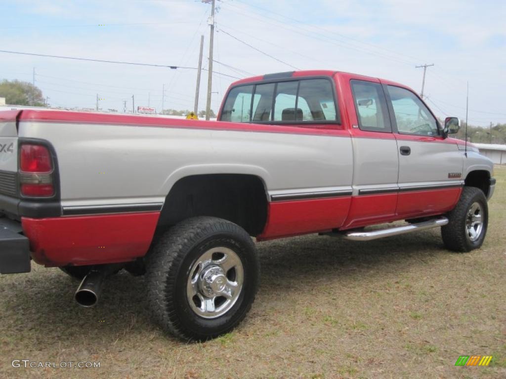 1996 Ram 2500 ST Extended Cab 4x4 - Poppy Red / Beige photo #9