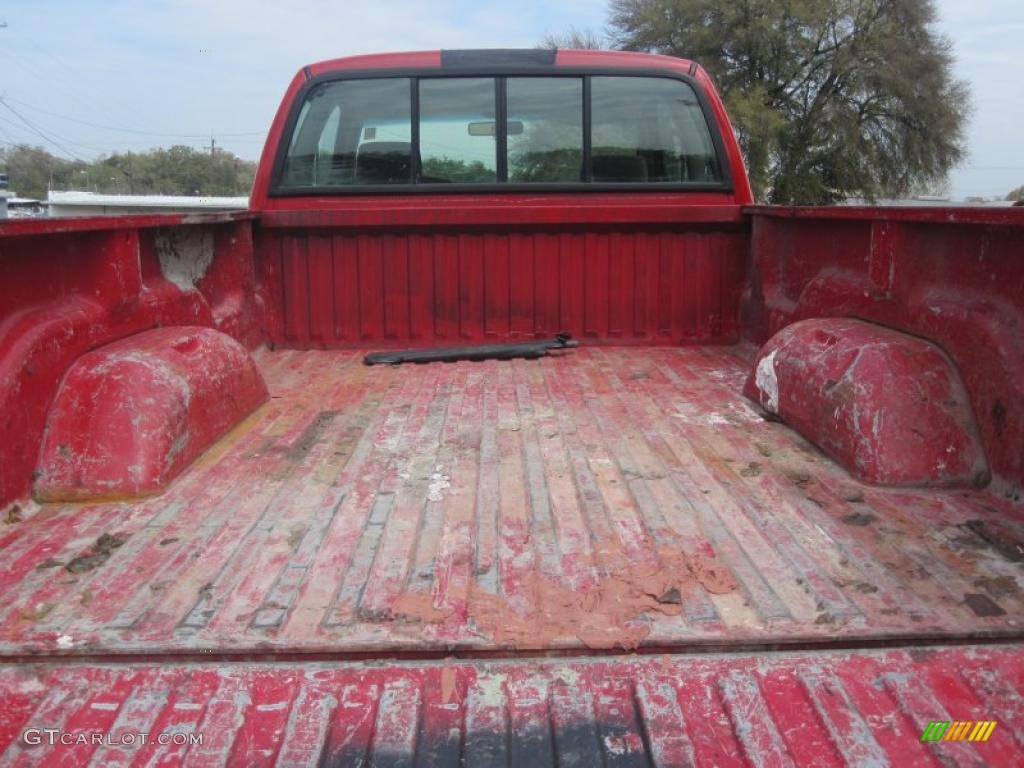 1996 Ram 2500 ST Extended Cab 4x4 - Poppy Red / Beige photo #12