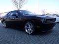 Brilliant Black Crystal Pearl - Challenger R/T Photo No. 4