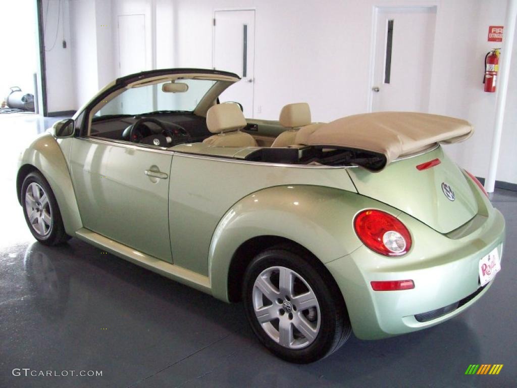 2007 New Beetle 2.5 Convertible - Gecko Green Metallic / Cream photo #4