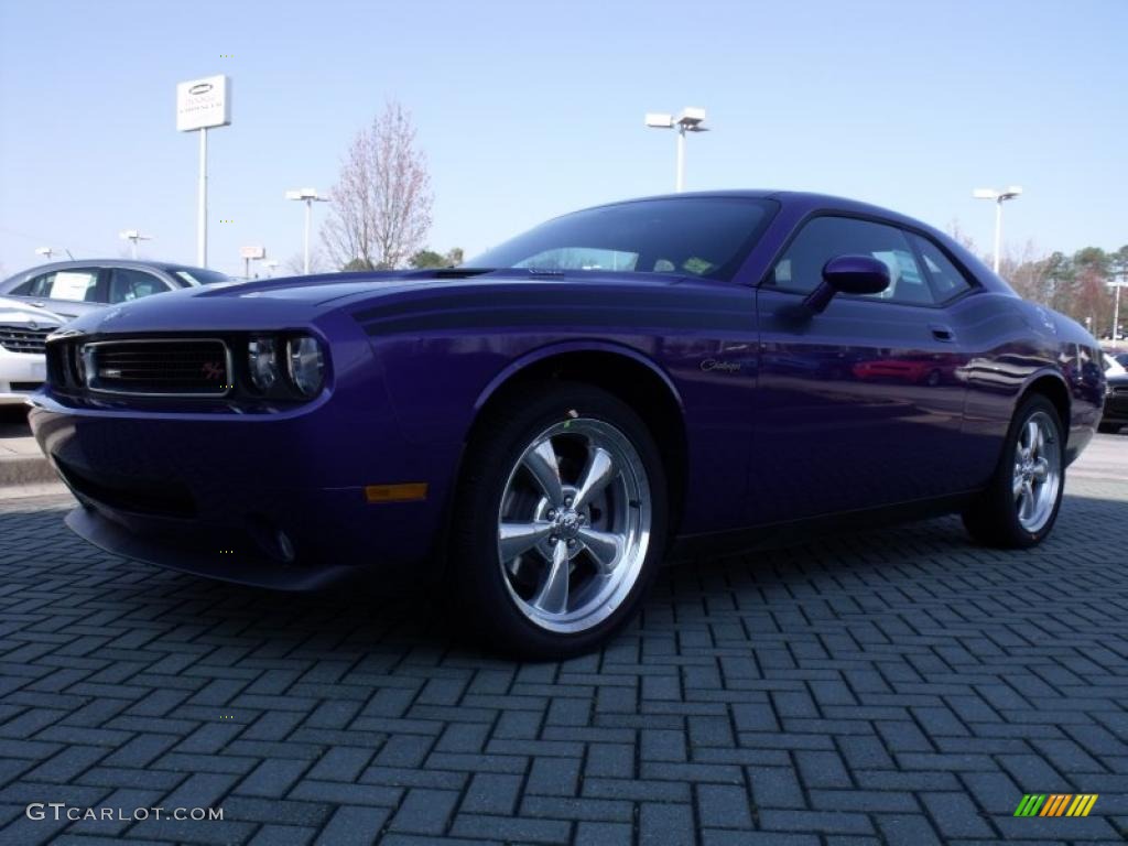 2010 Challenger R/T Classic - Plum Crazy Purple Pearl / Dark Slate Gray photo #1