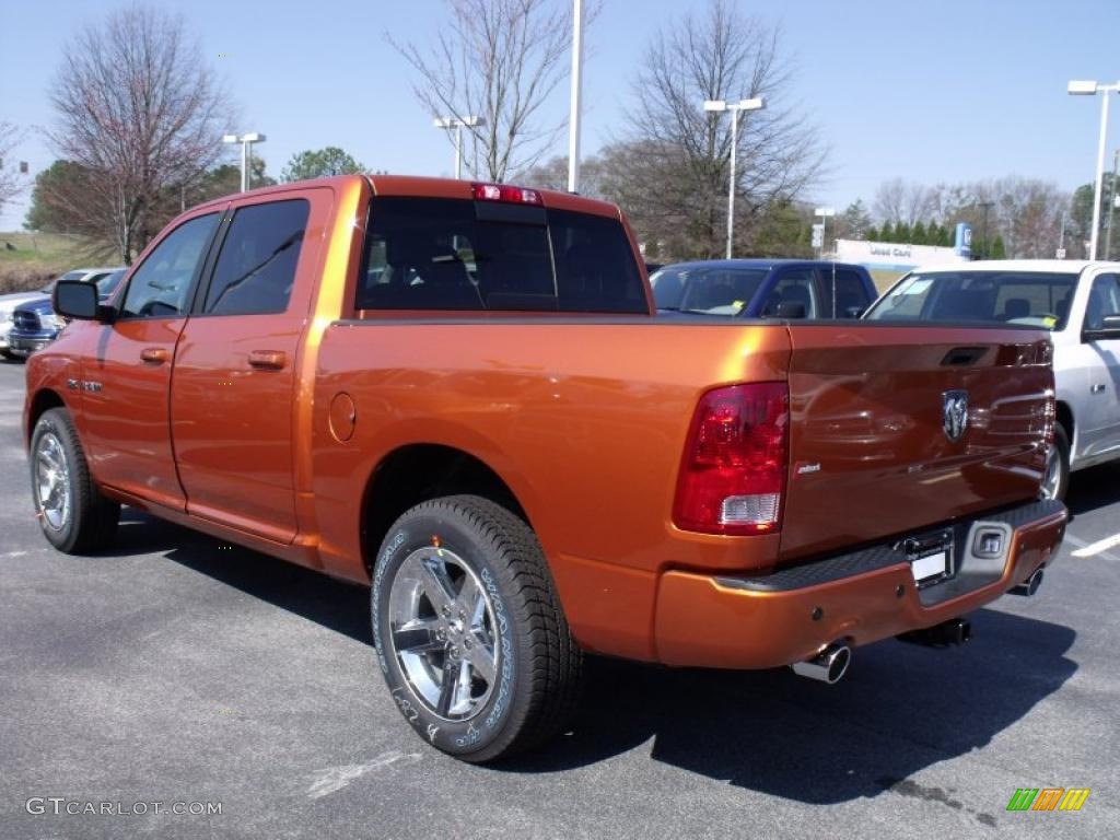 2010 Ram 1500 Sport Crew Cab - Mango Tango Pearl / Dark Slate/Medium Graystone photo #2