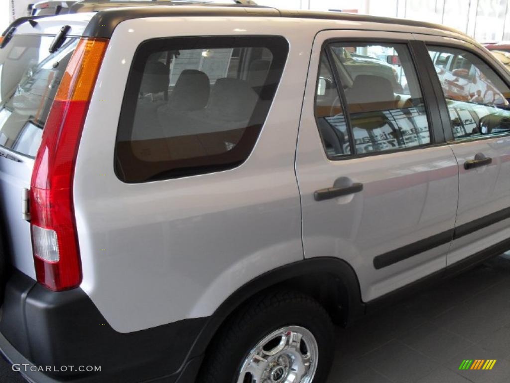 2003 CR-V LX 4WD - Satin Silver Metallic / Black photo #8