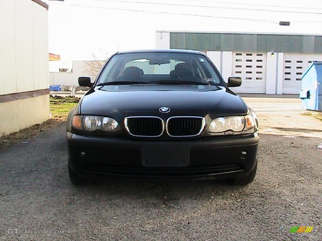 2002 3 Series 325xi Sedan - Jet Black / Black photo #9