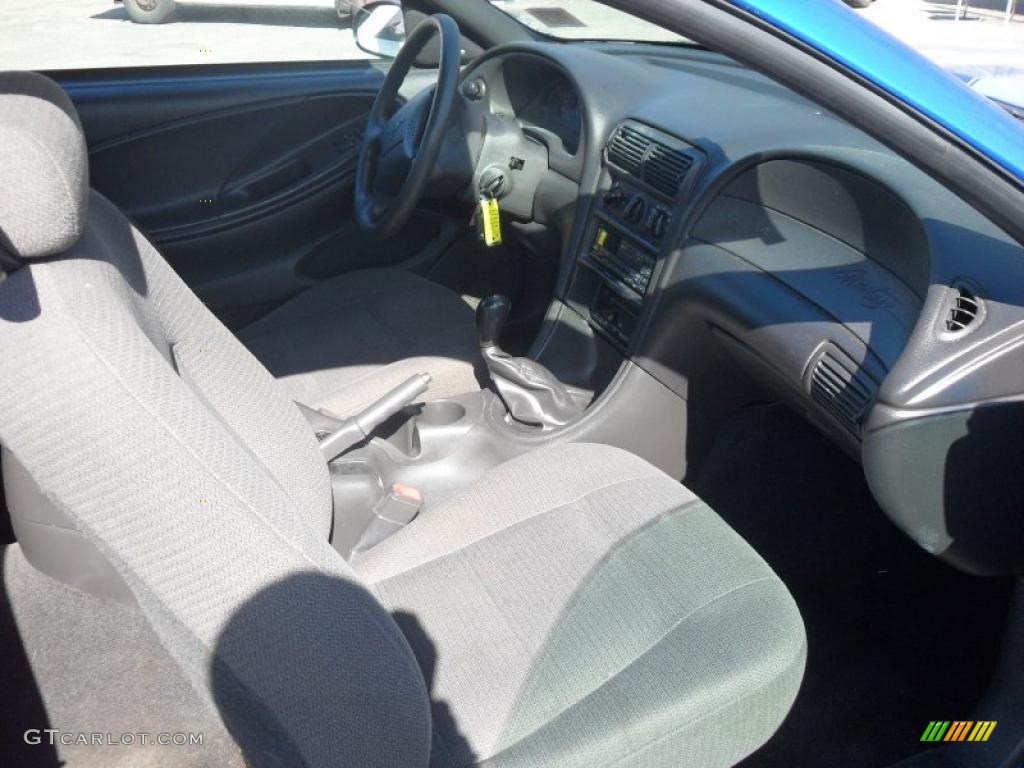 2000 Mustang V6 Coupe - Bright Atlantic Blue Metallic / Dark Charcoal photo #10