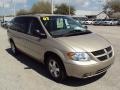 Linen Gold Metallic - Grand Caravan SXT Photo No. 11