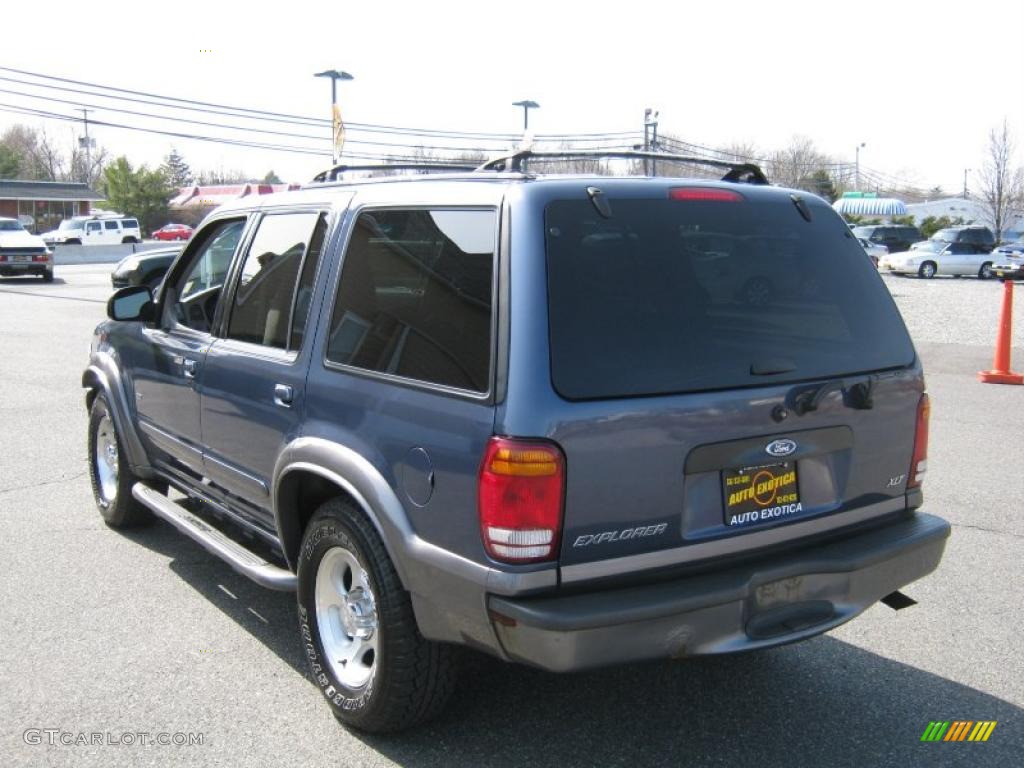 2000 Explorer XLT 4x4 - Medium Wedgewood Blue Metallic / Medium Graphite photo #2
