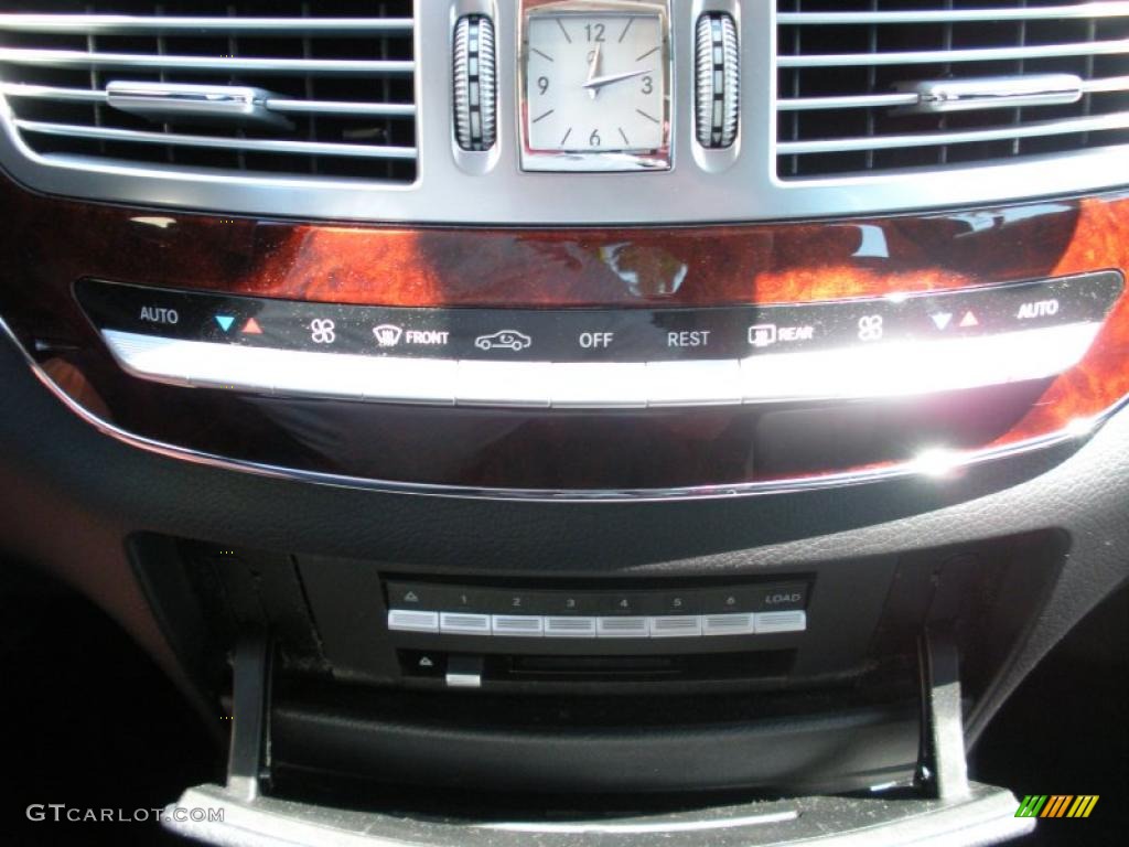 2007 S 550 Sedan - Andorite Grey Metallic / Black photo #23