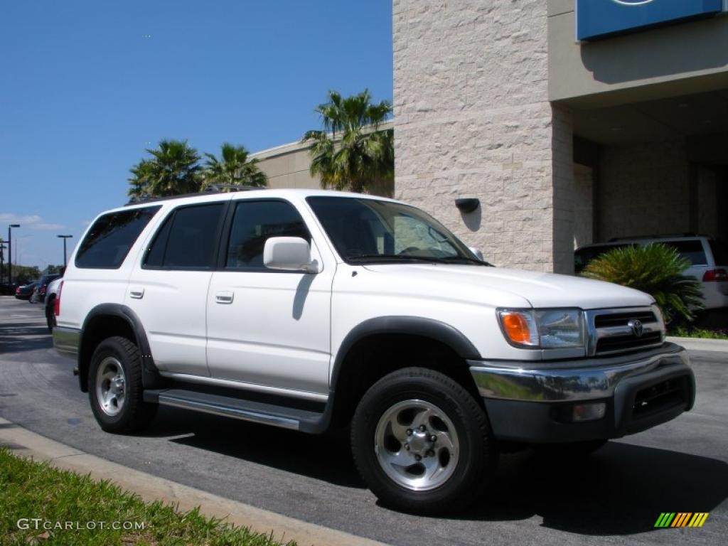 1999 4Runner SR5 - Natural White / Oak photo #4