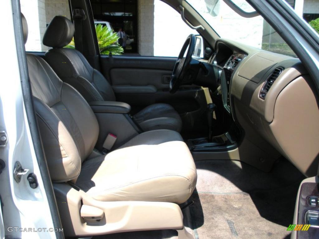 1999 4Runner SR5 - Natural White / Oak photo #16