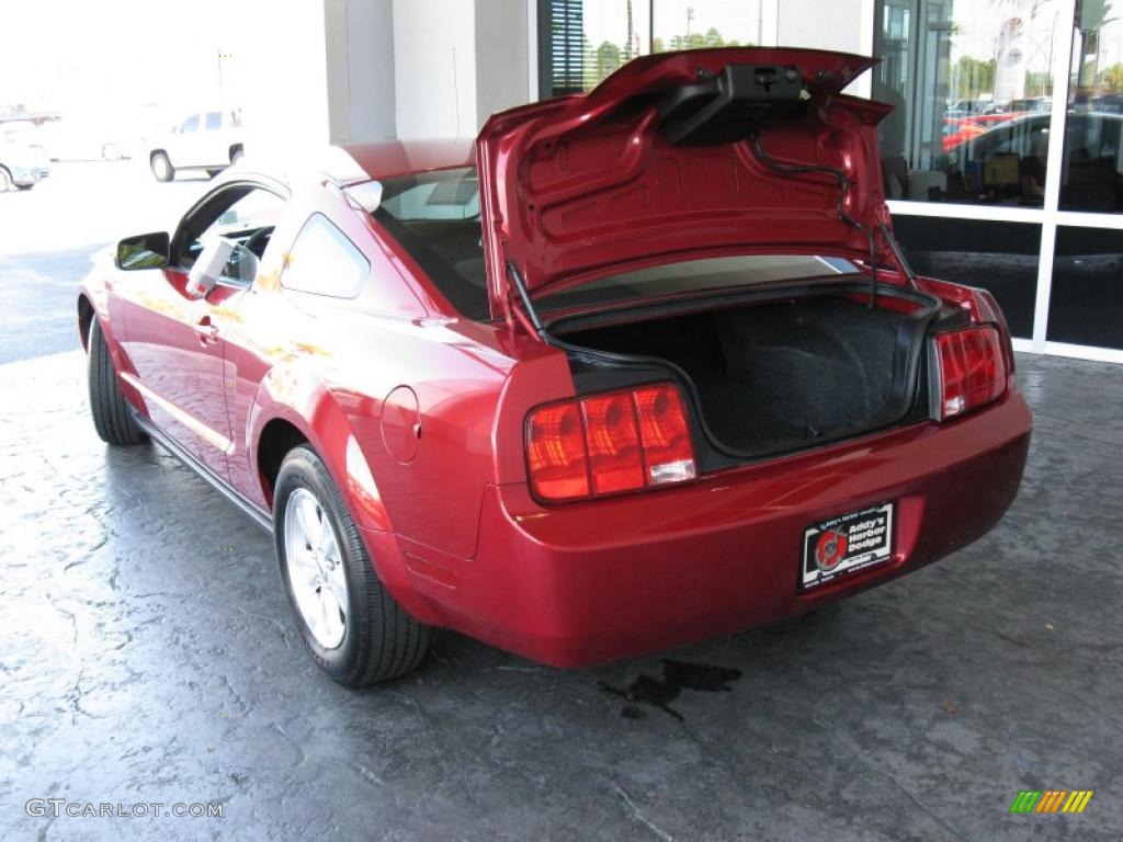 2007 Mustang V6 Deluxe Coupe - Redfire Metallic / Dark Charcoal photo #8