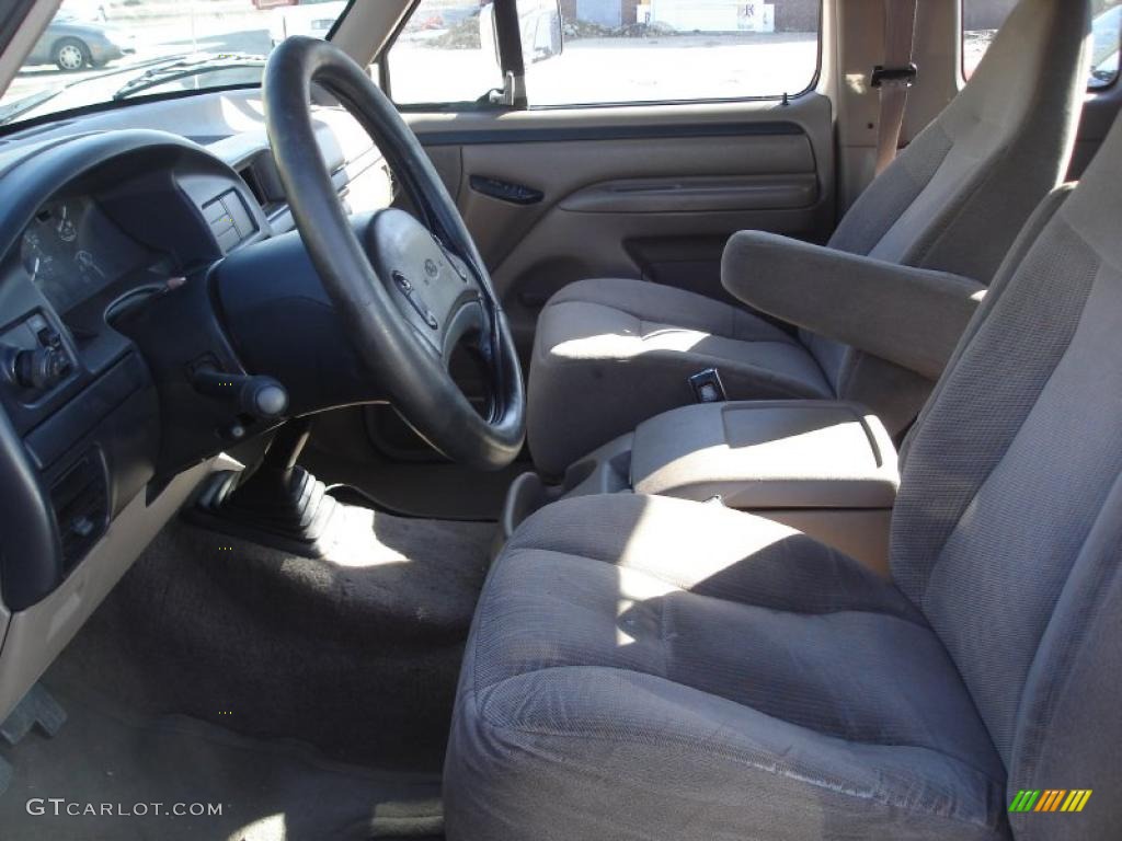 1997 F350 XLT Extended Cab Dually - Light Prarrie Tan Metallic / Medium Mocha photo #5