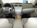 Super White - Camry XLE V6 Photo No. 13