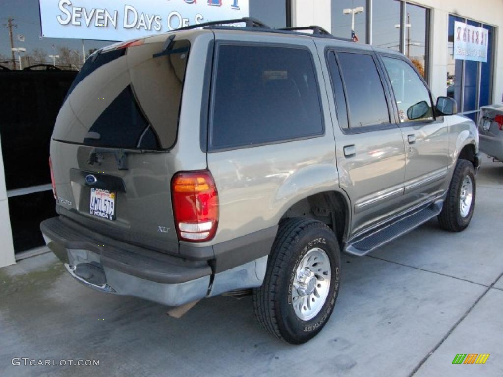 2001 Explorer XLT - Spruce Green Metallic / Medium Prairie Tan photo #3