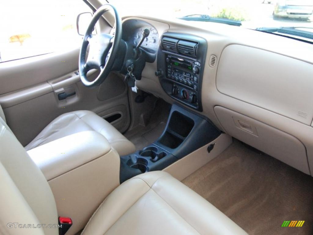 2001 Explorer XLT - Spruce Green Metallic / Medium Prairie Tan photo #23