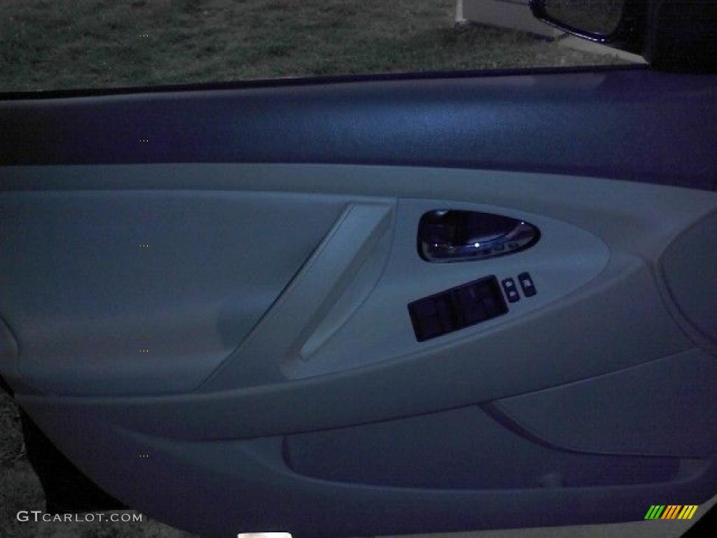 2007 Camry Hybrid - Black / Ash photo #13