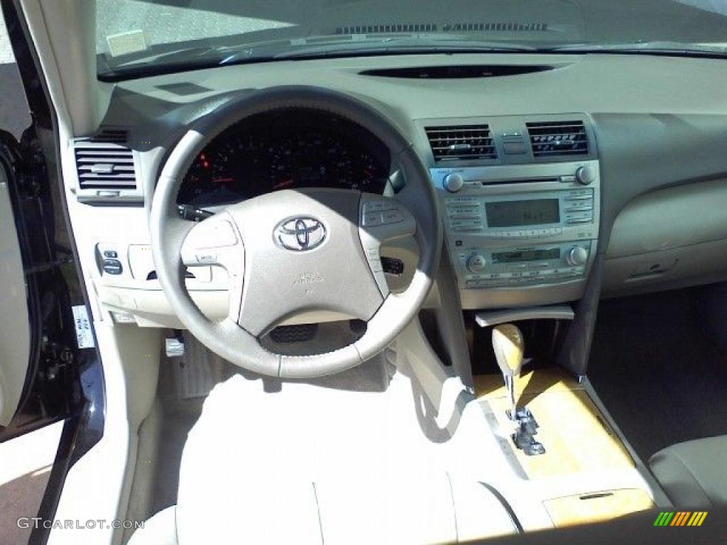 2007 Camry XLE - Black / Ash photo #10