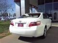 Super White - Camry LE Photo No. 17