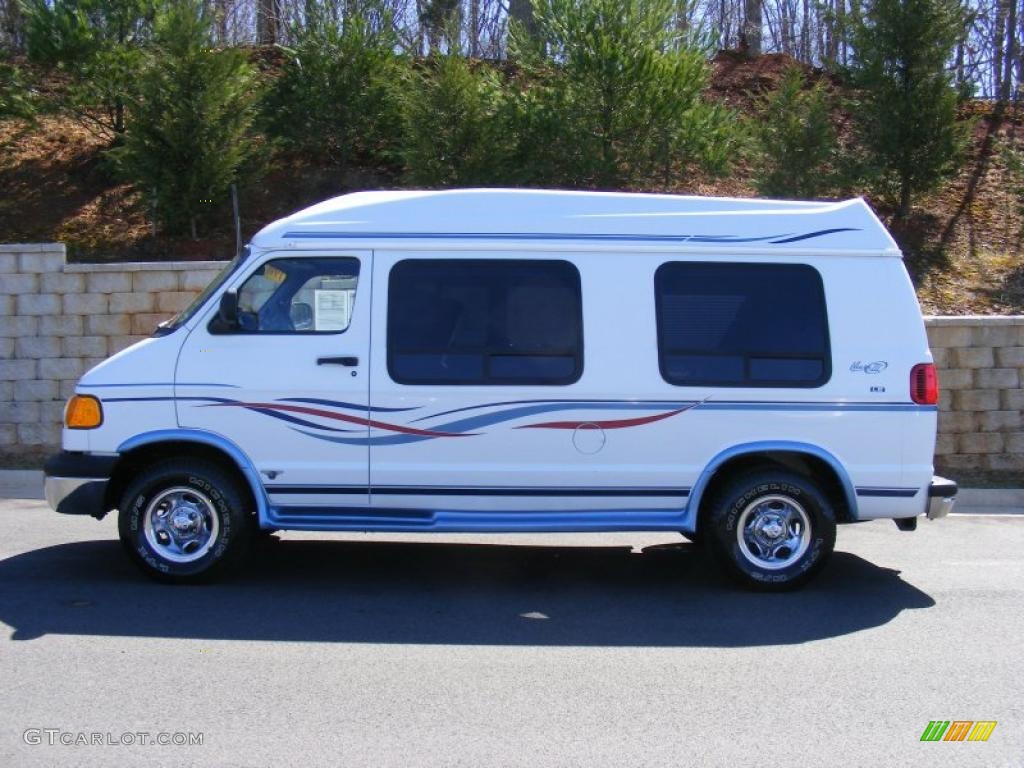 1998 Ram Van 1500 Passenger Conversion - White / Blue photo #8