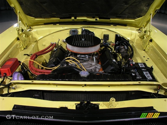 1970 Road Runner Coupe - Lemon Twist Yellow / Black photo #17