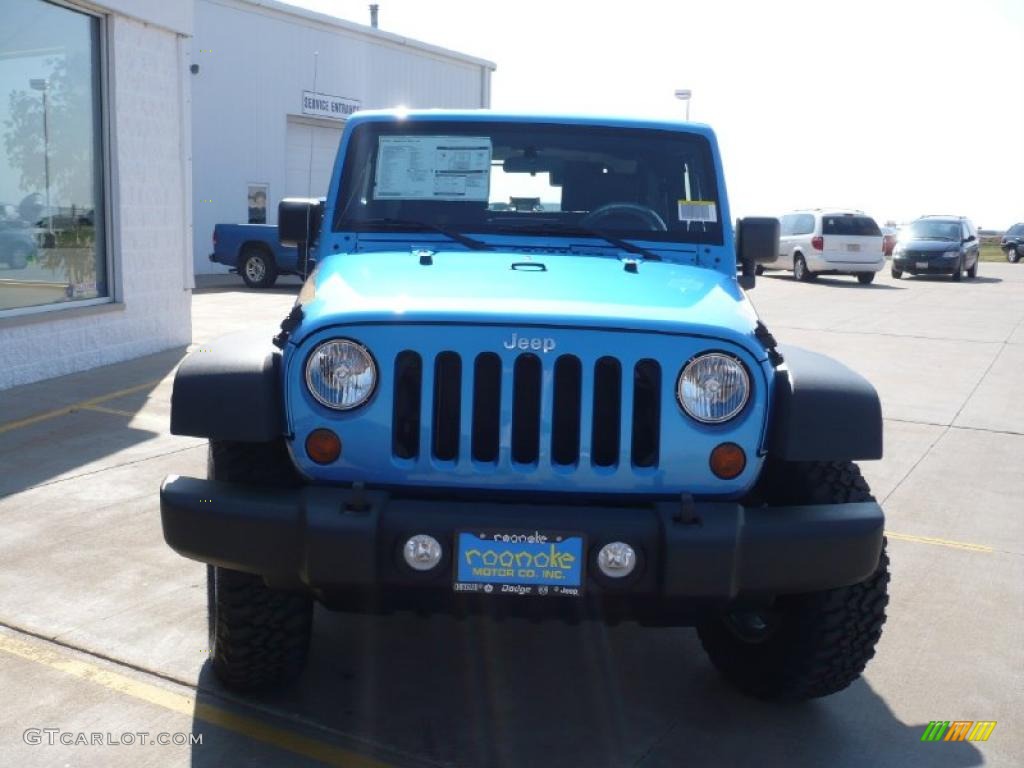 2010 Wrangler Sport Islander Edition 4x4 - Surf Blue Pearl / Dark Slate Gray/Blue photo #3