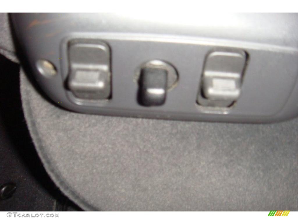 2005 Ram 1500 SLT Quad Cab 4x4 - Bright White / Dark Slate Gray photo #7