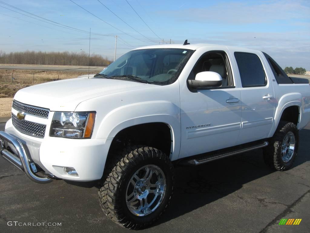 2010 Avalanche Z71 4x4 - Summit White / Dark Titanium/Light Titanium photo #1