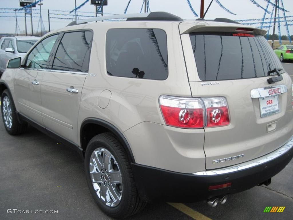 2010 Acadia SLT - Gold Mist Metallic / Cashmere photo #7