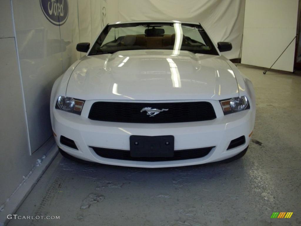 2010 Mustang V6 Premium Convertible - Performance White / Saddle photo #4