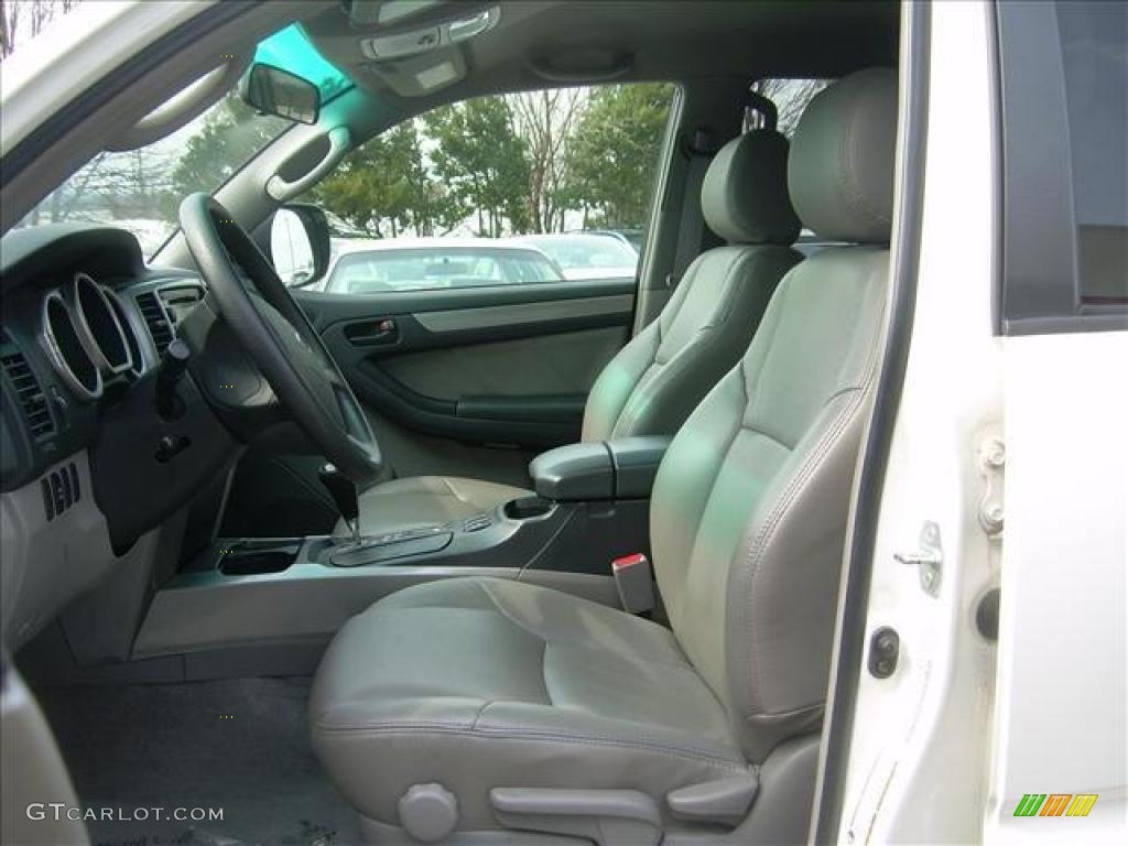 2004 4Runner SR5 4x4 - Natural White / Stone photo #8