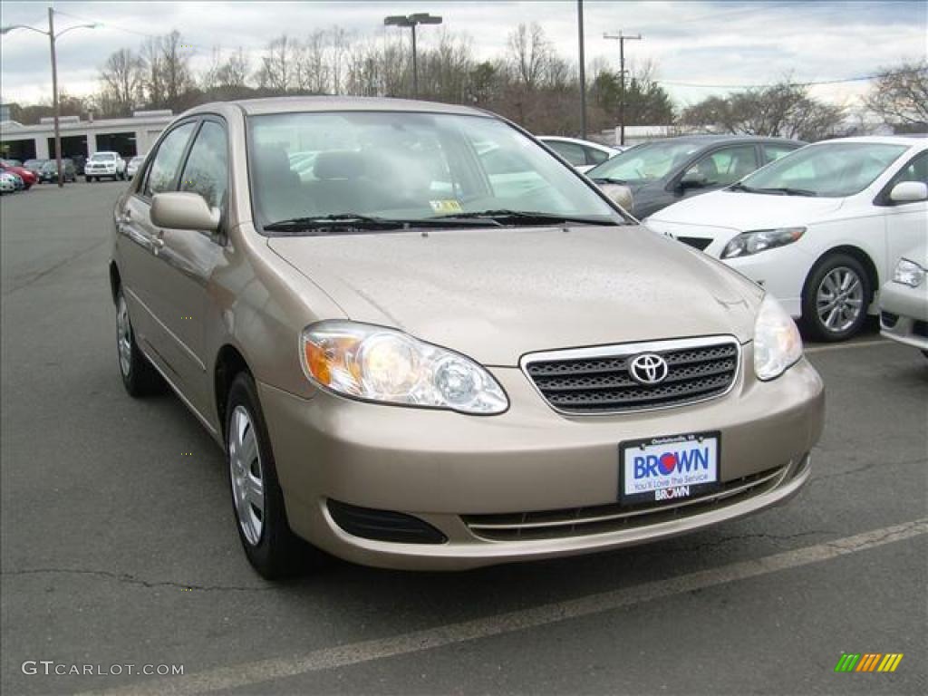 2006 Corolla LE - Desert Sand Mica / Beige photo #1