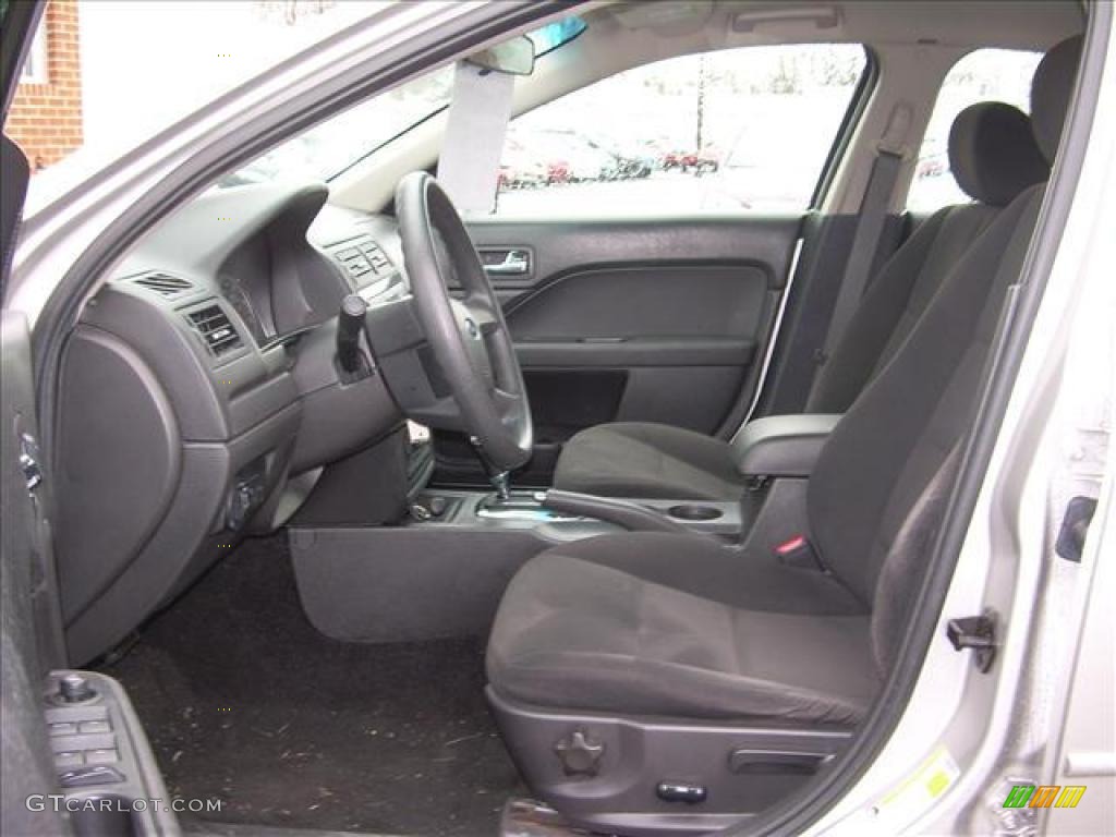 2008 Fusion SE V6 - Brilliant Silver Metallic / Charcoal Black photo #6