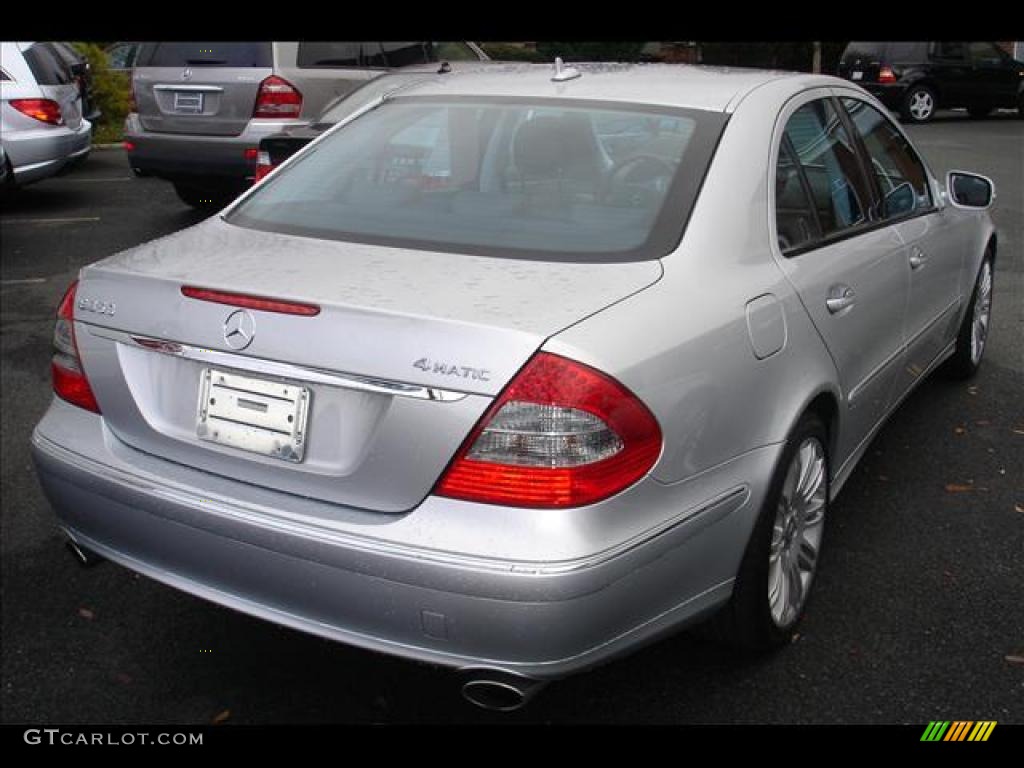 2008 E 350 4Matic Sedan - Iridium Silver Metallic / Black photo #2