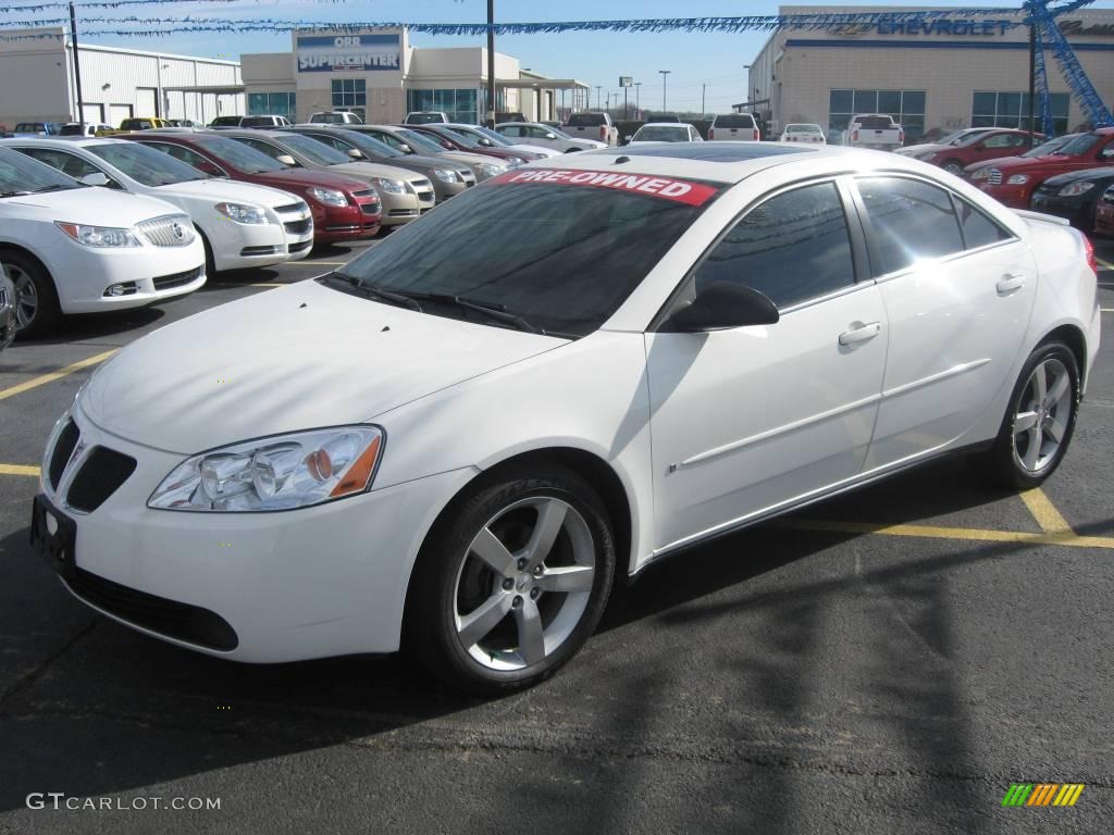 Ivory White Pontiac G6