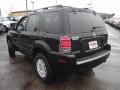 Black - Mariner Luxury 4WD Photo No. 3