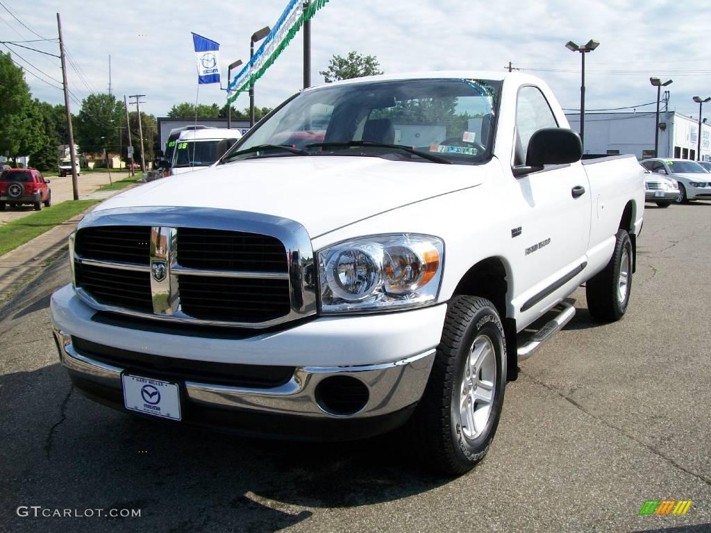 2007 Ram 1500 SLT Regular Cab 4x4 - Bright White / Medium Slate Gray photo #1